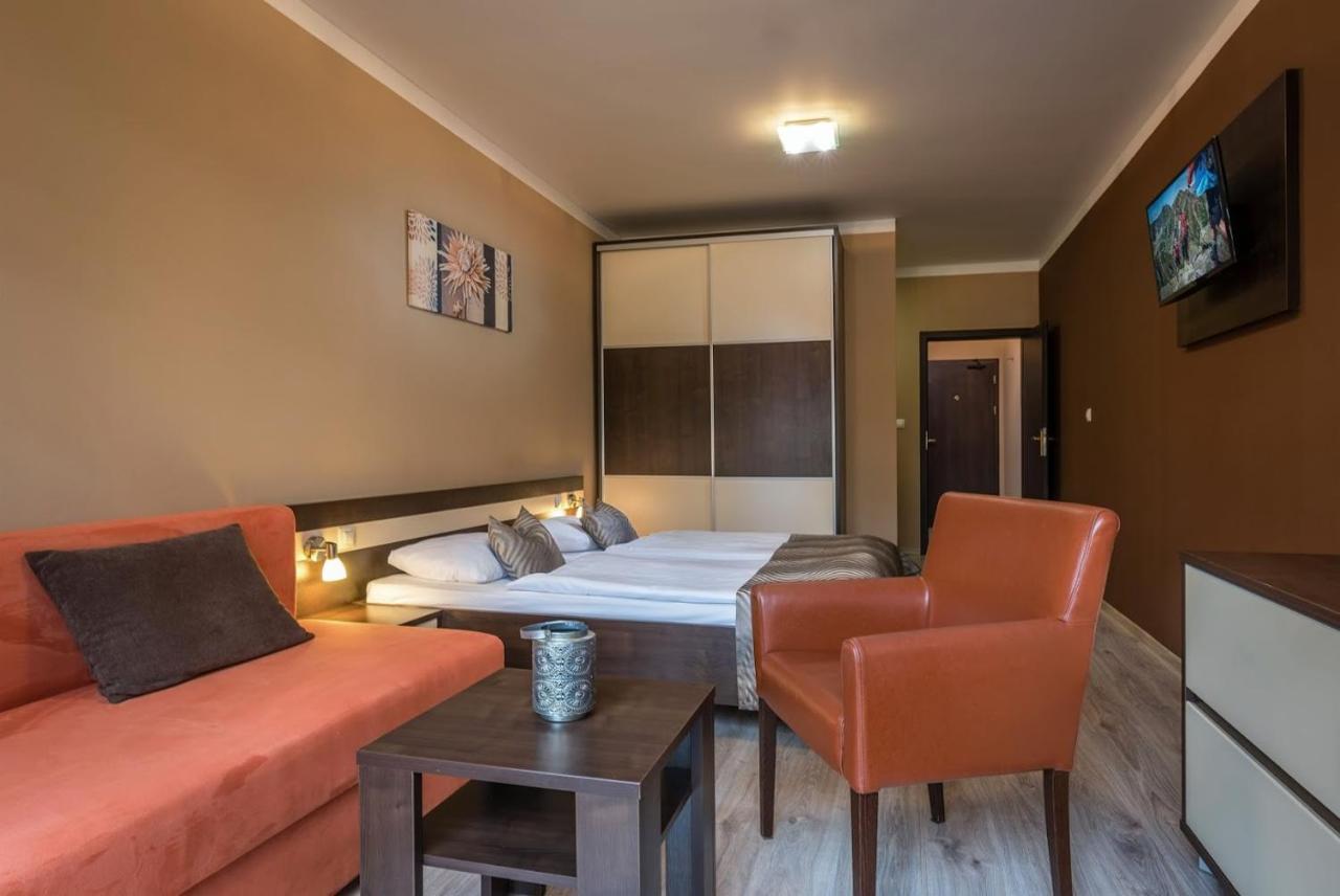 Apartman Bešeňová Exteriör bild