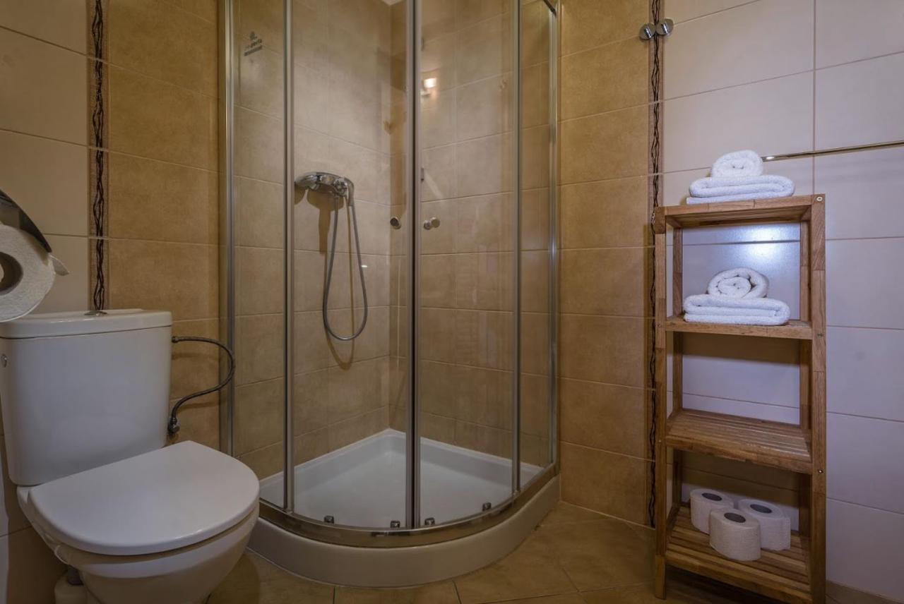 Apartman Bešeňová Exteriör bild